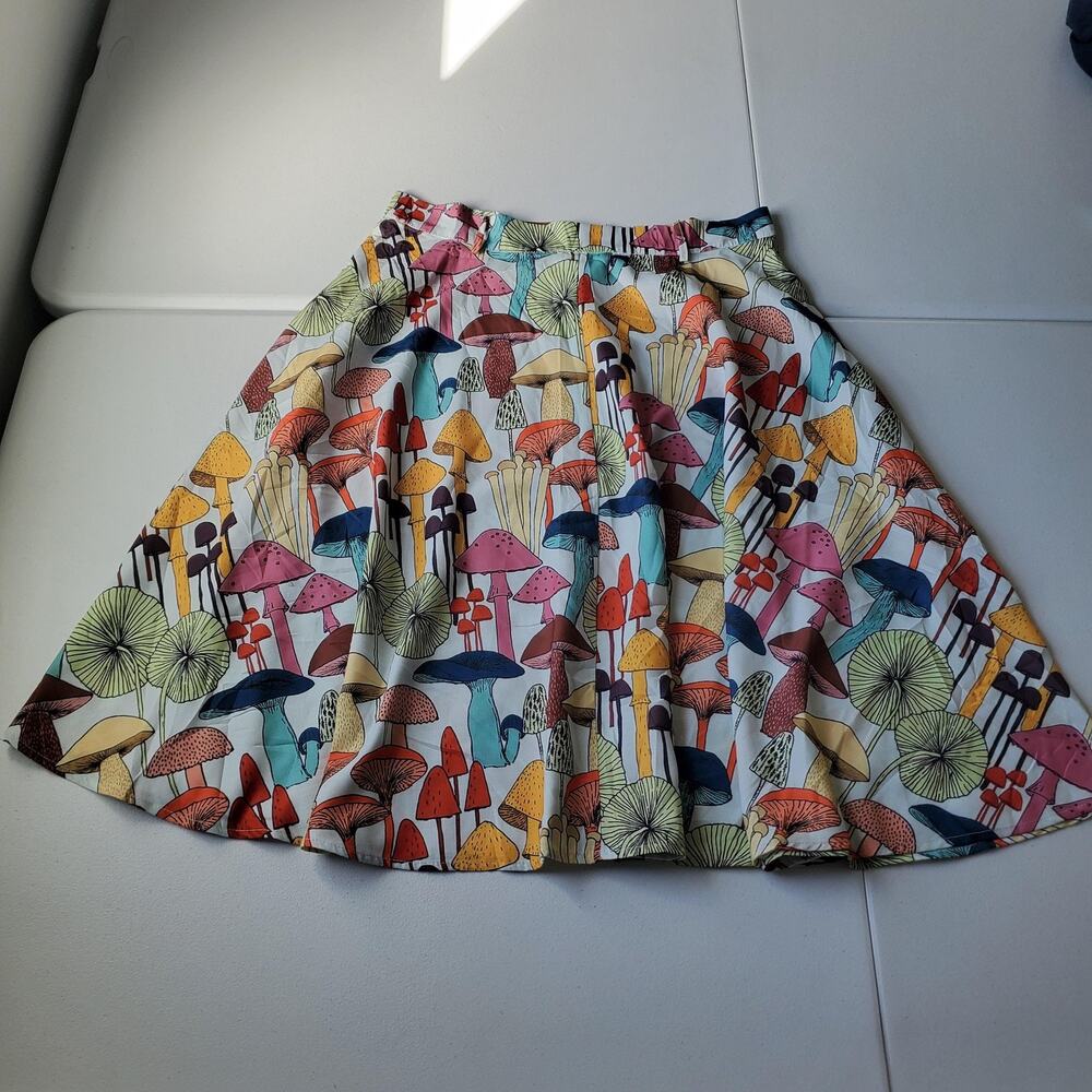 L.A Soul Skirt Womens Large Multicolor Mushroom Print Flare Midi Elastic Waist